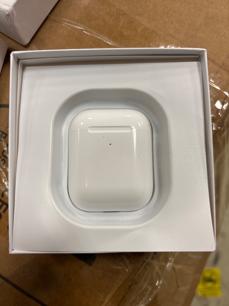 Earpods Clone sold price at auction in Canada