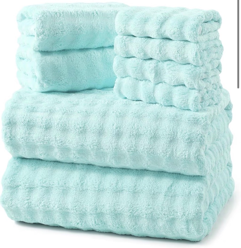 REDKISS 6-Piece Bath Towel Set Ultra Soft Microfiber sold price at auction in Canada