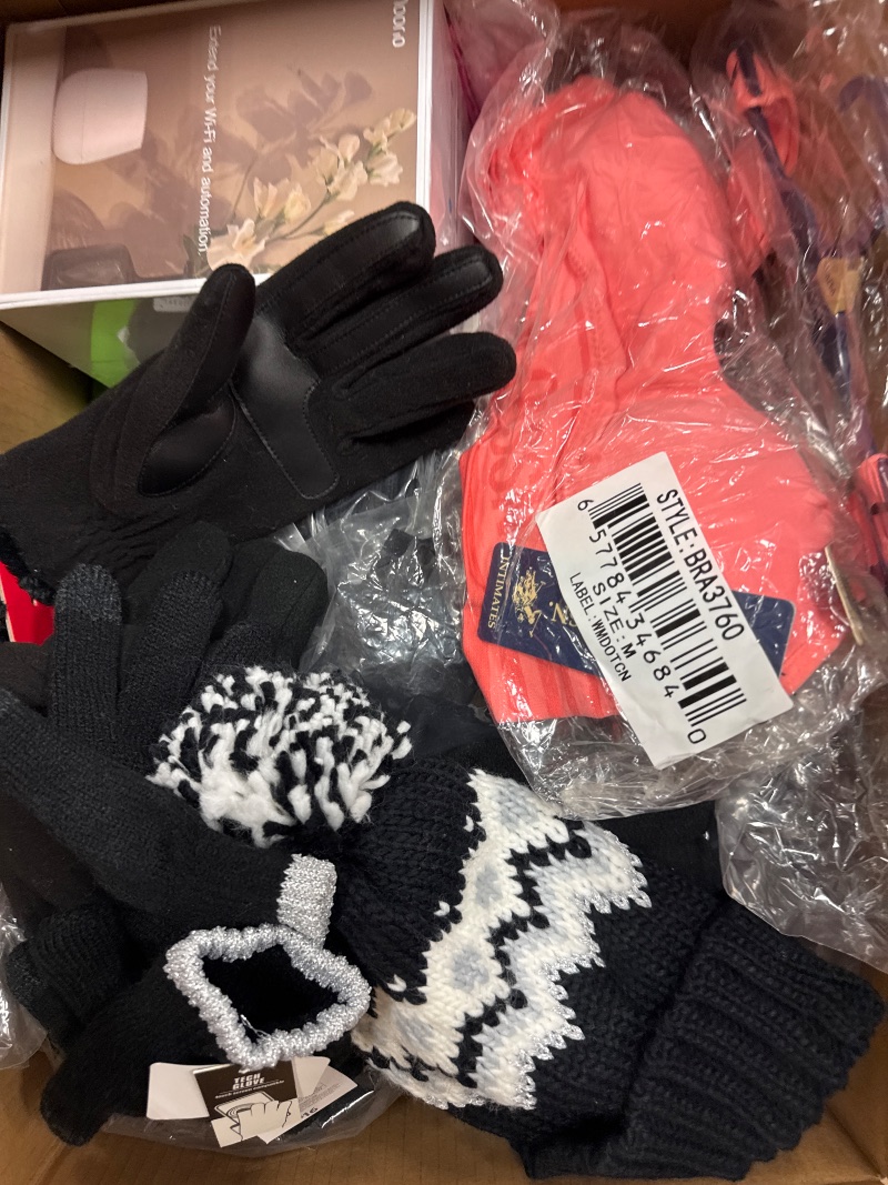 25+ Lot of assorted products (general merchandise) box size sold price at auction in Canada
