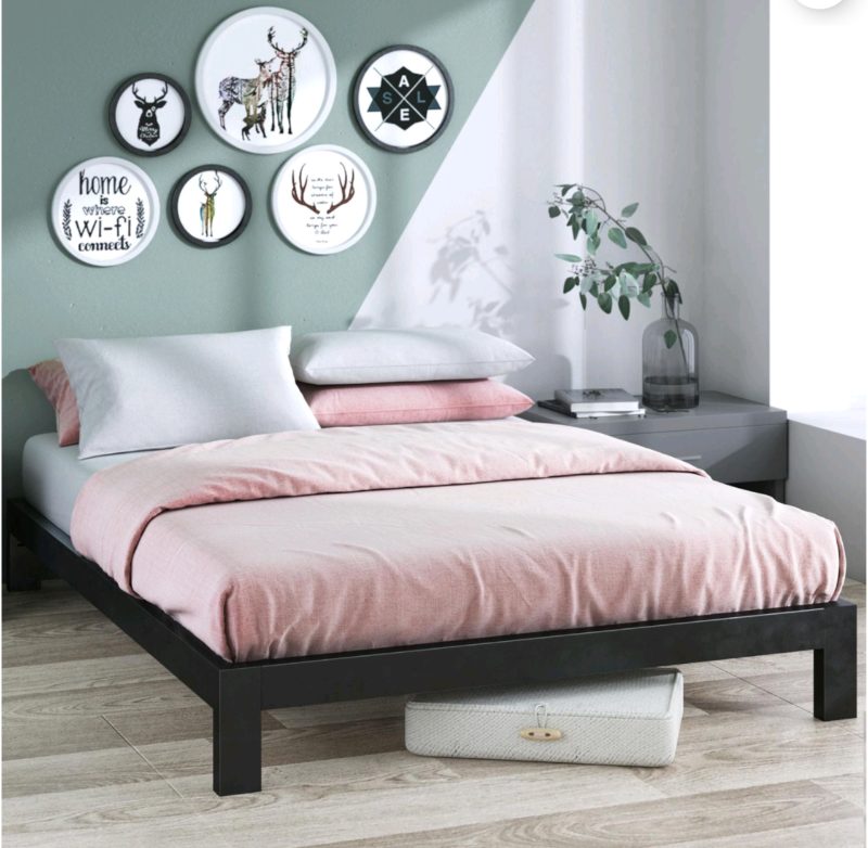 Zinus Arnav King 10 inch Heavy Duty Metal Platform Bed sold price at auction in Canada