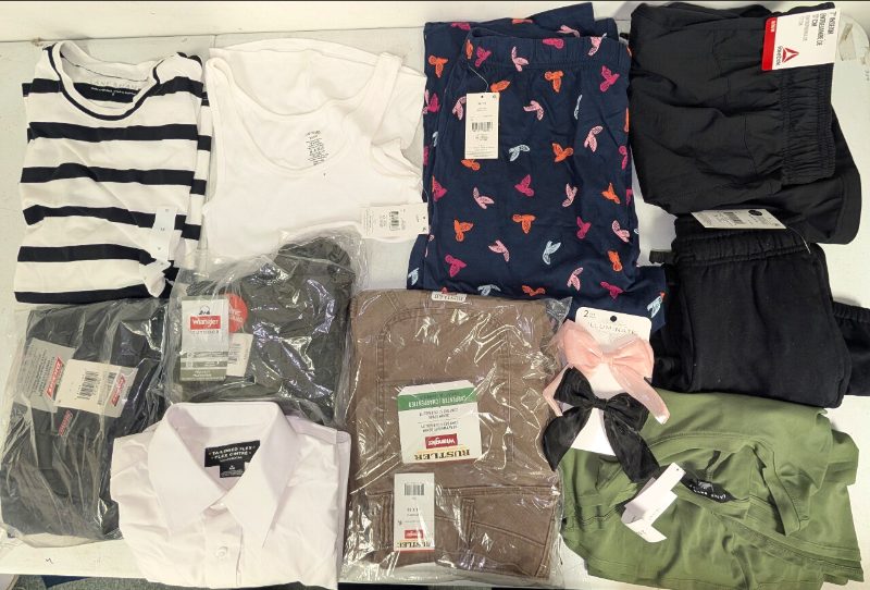 Lot of 10 clothing items in assorted sizes. sold price at auction in Canada