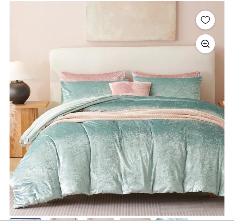 Nayoroom 3 Pieces Water Green Velvet Duvet Cover Luxury sold price at auction in Canada